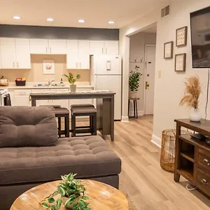 https://2-bedroom-in-the-heart-of-columbus.columbusohiohotels.org