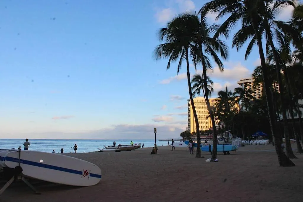 Seashore Waikiki Studio 1 Block From A Beach No Resort Fees Honolulu 0*,